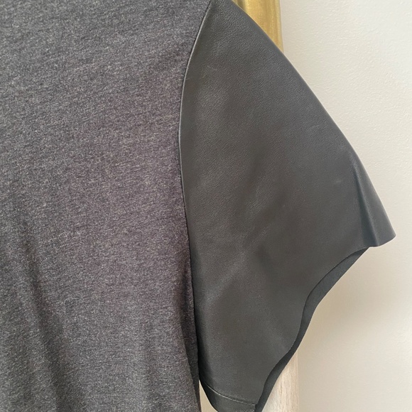Vince Lamb Leather Short Sleeve Dark Gray Tee Size L - Picture 7 of 9